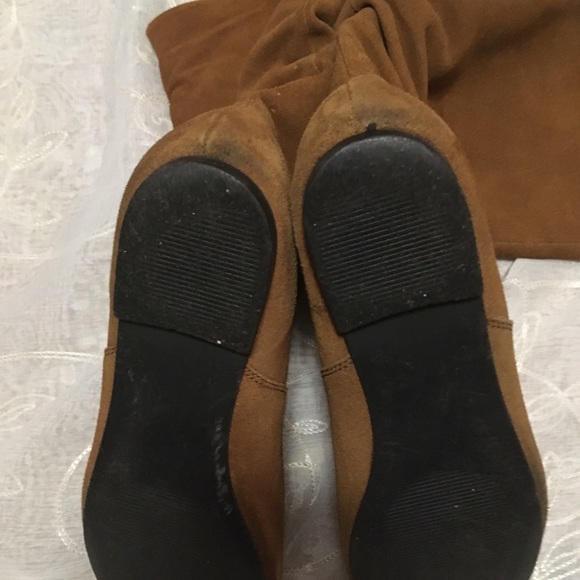 Shoes - Picture 3 of 4